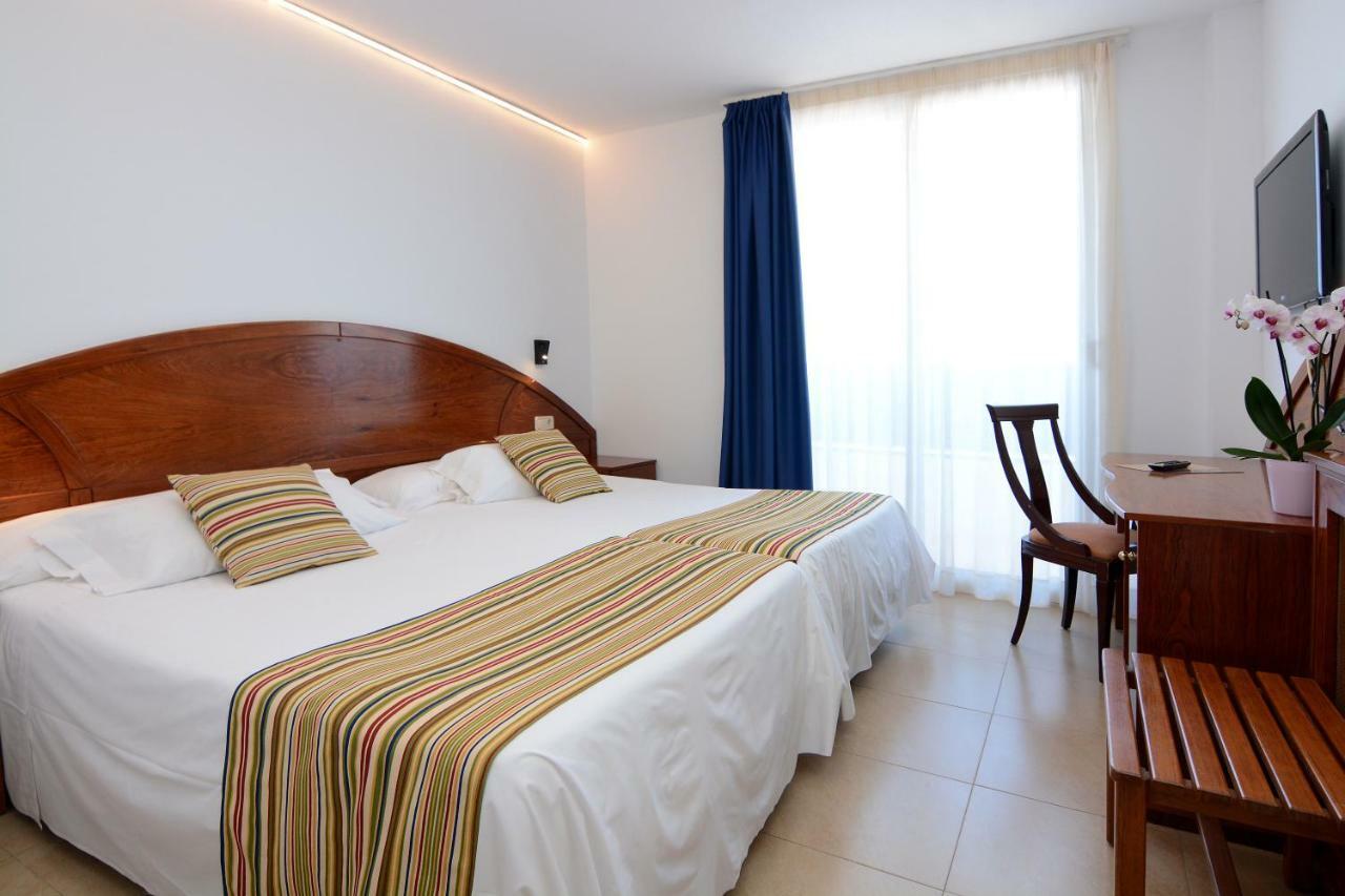 Hotel Don Angel - Adults Recommended Santa Susanna Exteriér fotografie